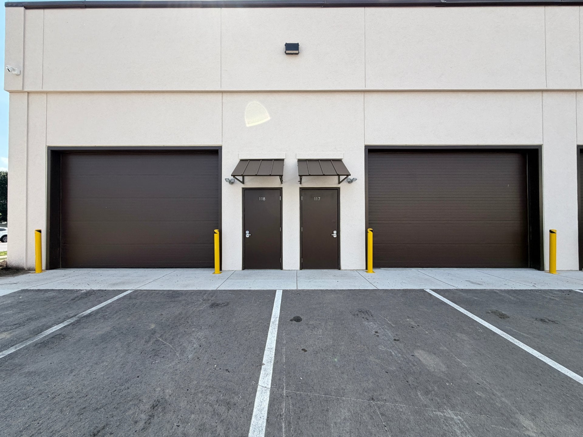 Thumbnail for storage unit 118